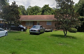 2035 Briarwood Dr, Laurel, MS 39440
