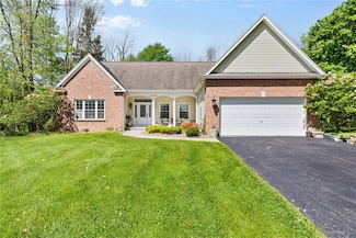 1619 Five Mile Ln Rd, Penfield, NY 14526