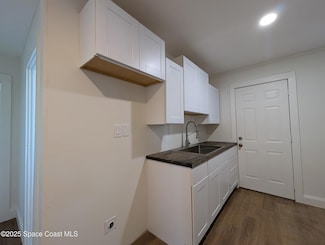 2513 Lipscomb St, Melbourne, FL 32901