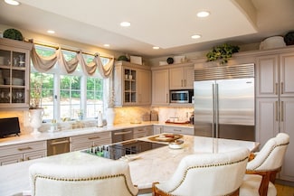 8 Riverside Terrace, North Easton, MA 02356