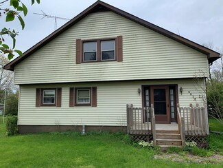 6673 E Lynn St, Straughn, IN 47387