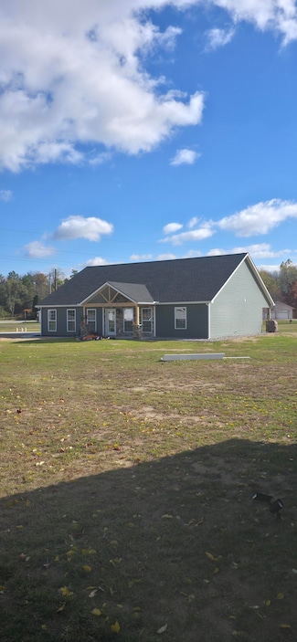 2975 E Valley Rd, Adrian, MI 49221