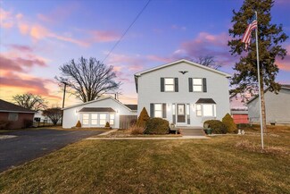 2196 Scofield Carleton Rd, Carleton, MI 48117