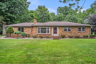 1838 Pheasant Ave NW, Grand Rapids, MI 49534