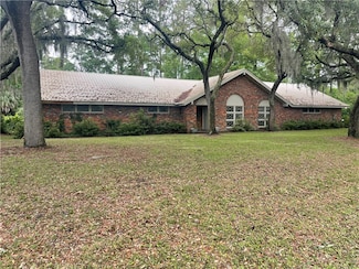 204 King Cotton Rd, Brunswick, GA 31525