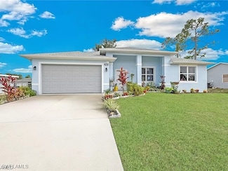 18477 Sebring Rd, Fort Myers, FL 33967