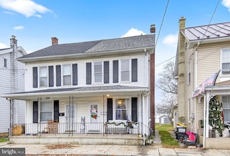 317 S Broad St, Myerstown, PA 17067