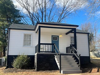 1103 Brandon Rd, Lynchburg, VA 24502