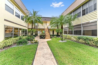 203 Capri E, Delray Beach, FL 33484