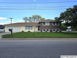 521 S Kentucky Ave, Mason City, IA 50401