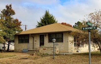 702 N Chestnut St, Beloit, KS 67420
