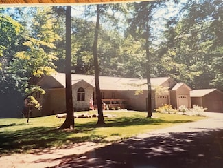8632 W Blanchard Rd, Blanchard, MI 49310