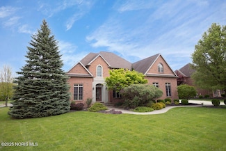 665 Meadowview Dr, Findlay, OH 45840