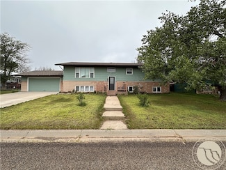 1307 S 1st St W, Baker, MT 59313