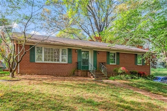2930 Northbridge Rd, Winston Salem, NC 27103