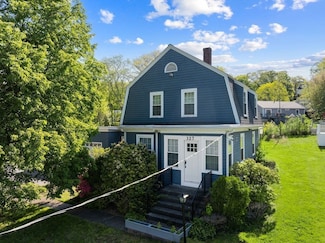 327 Quincy St, Fall River, MA 02720