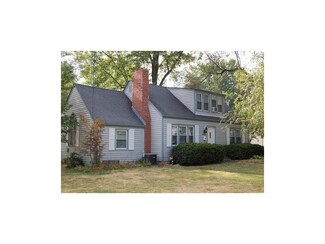 8101 Craig St, Overland Park, KS 66204