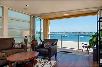 3581 Bayside Ln, San Diego, CA 92109