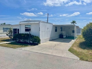 2028 St Mary's Ct, Naples, FL 34110