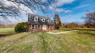 366 Adams Rd, Shelbyville, TN 37160