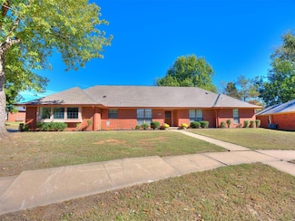 505 Meadow Ridge Cir, Norman, OK 73072