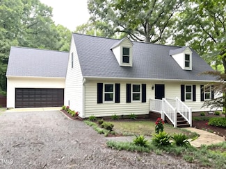 108 W Marsha Gayle Ct, Fuquay Varina, NC 27526