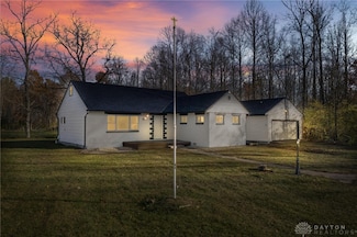 1568 Wolf Rd, West Alexandria, OH 45381