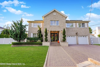 363 Billiou St, Staten Island, NY 10312