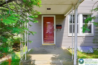 2101 S 1st Ave, Whitehall, PA 18052