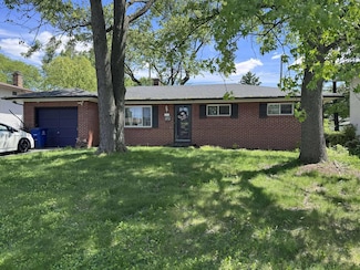 1385 Gumwood Dr, Columbus, OH 43229