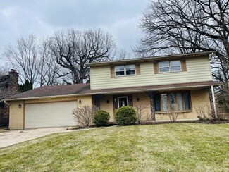 2013 Hickory St, Waukegan, IL 60087