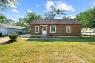 725 Argyle Ave, Minneapolis, KS 67467