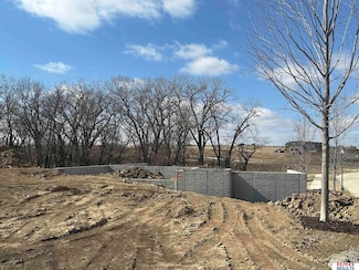 20102 W St, Omaha, NE 68135