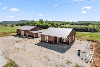 1050 Franks Ferry Rd, Sparta, TN 38583
