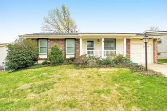 2006 Mark Anthony Dr, Fenton, MO 63026