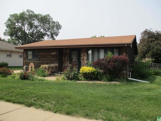 417 E 18th St, South Sioux City, NE 68776