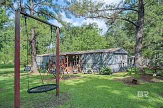 110 Luker Dr, Uriah, AL 36480