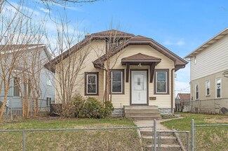 3834 Dupont Ave N, Minneapolis, MN 55412