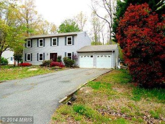 8 Olympic Dr, Fredericksburg, VA 22408