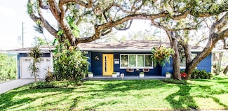130 63rd St S, Saint Petersburg, FL 33707