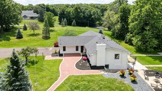 841 Parsons St SW, Grandville, MI 49418