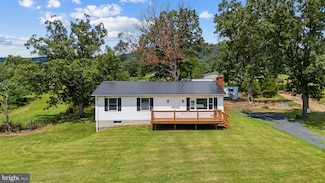 111 Labella Ct, Gerrardstown, WV 25420