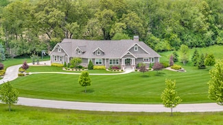 4996 Nantucket Dr, Jackson, MI 49203