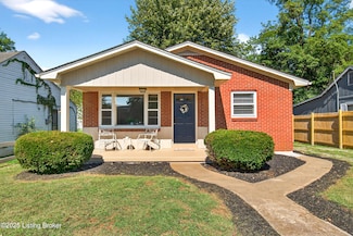 204 E Muir Ave, Bardstown, KY 40004
