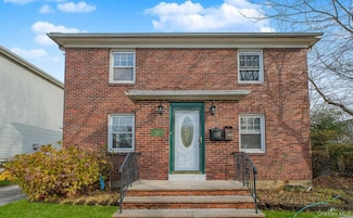 297 Otis Ave, Staten Island, NY 10306