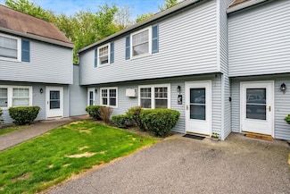 7 Daniel Plummer Rd Unit E, Goffstown, NH 03045
