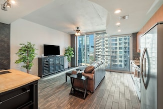 301 Demonbreun St Unit 1407, Nashville, TN 37201