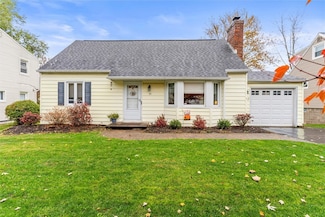 19 Homestead Dr, Fairport, NY 14450