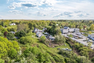 1905 Congress St, Portland, ME 04102