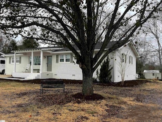 713 Cross Anchor Rd, Woodruff, SC 29388